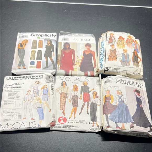 Vintage Sewing Pattern Collection - Picture 3 of 6